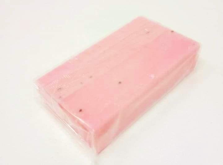 Straberry Scrub Soap🍓